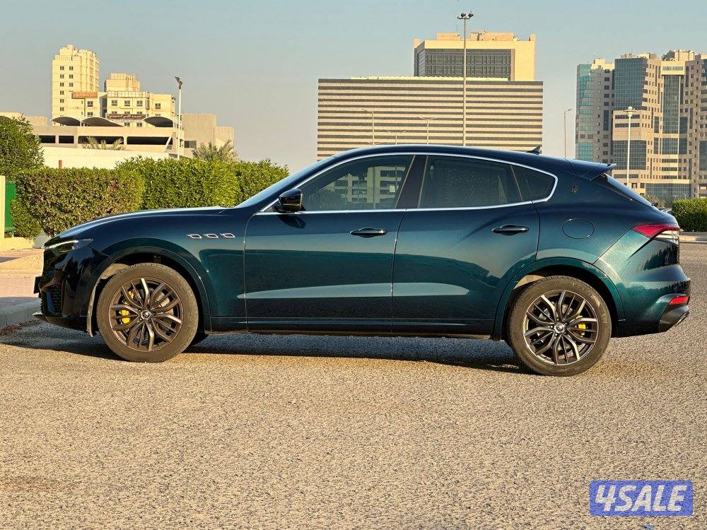 مازراتي ليفانتي 
موديل 2022 
عداد: ٦٠ الف3