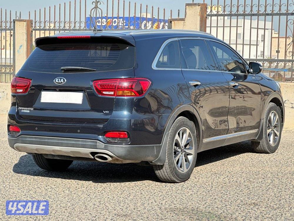 كيا
سورينتو
موديل :2018
6 سلندر
عداد: 87 الف3