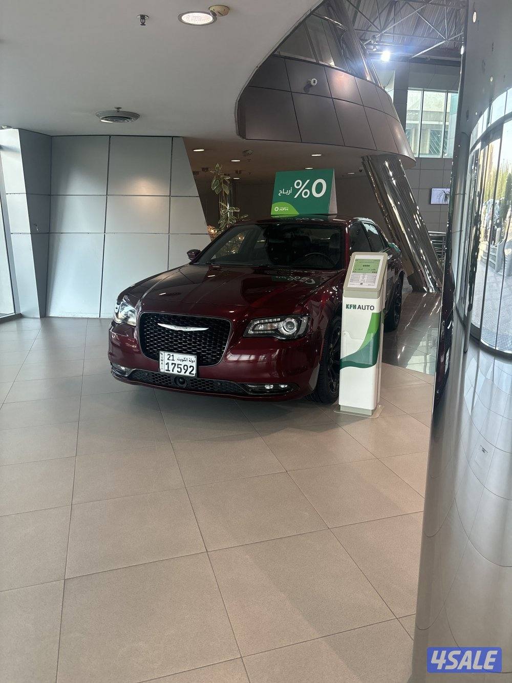 للبيع كرايزلر c300s0