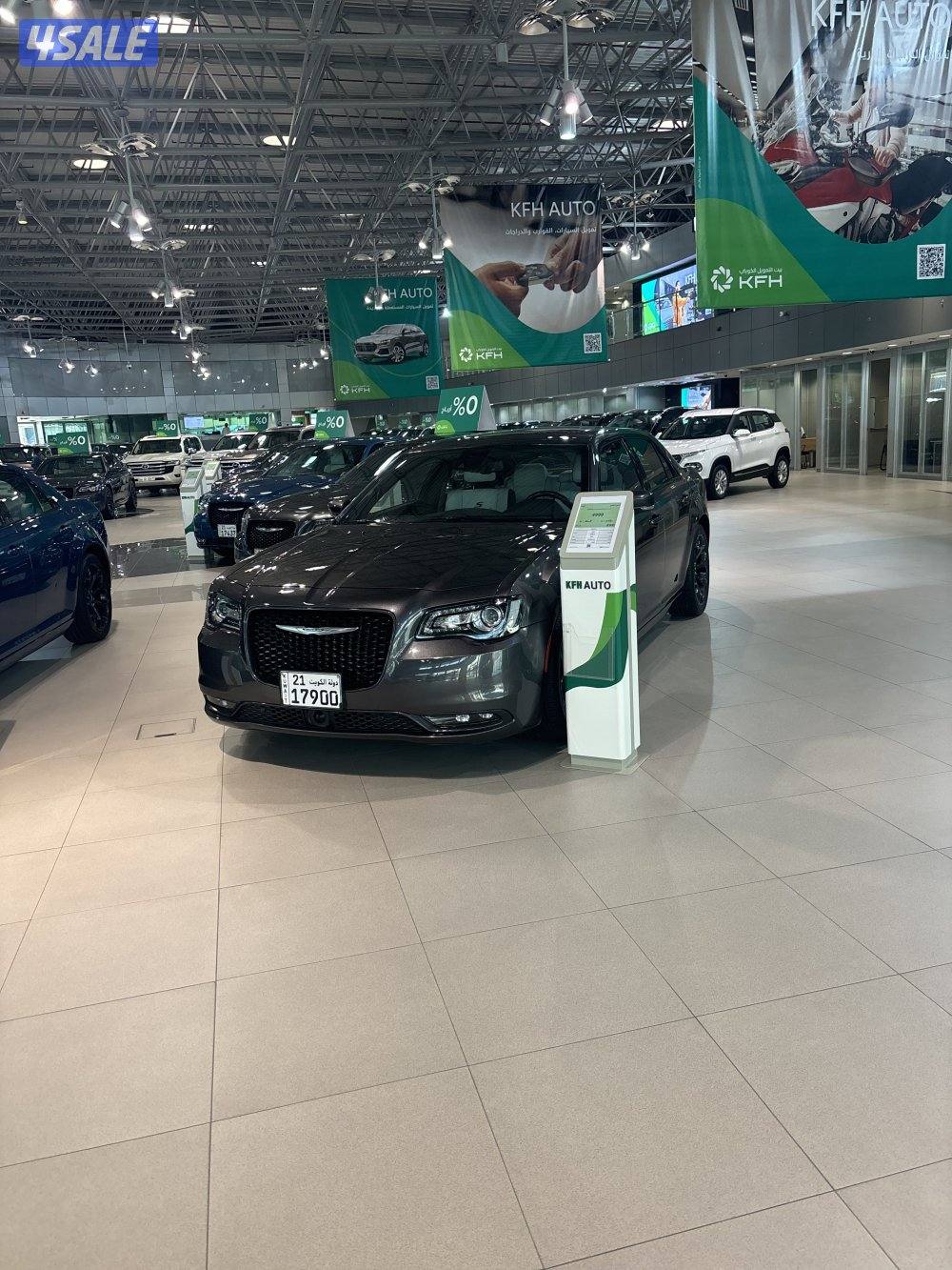 للبيع كرايزلر c300s0