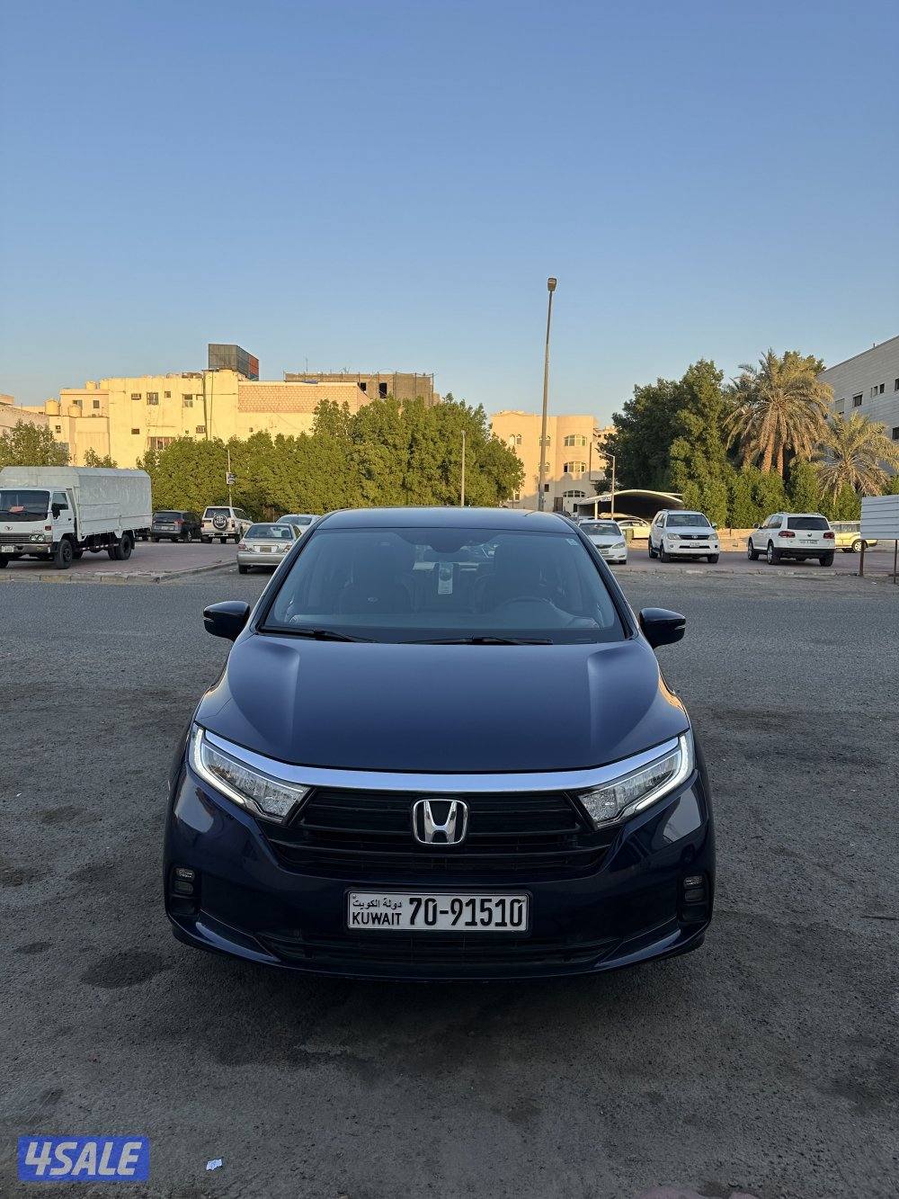 موديل 2023 اللون كحلي الممشى 294046