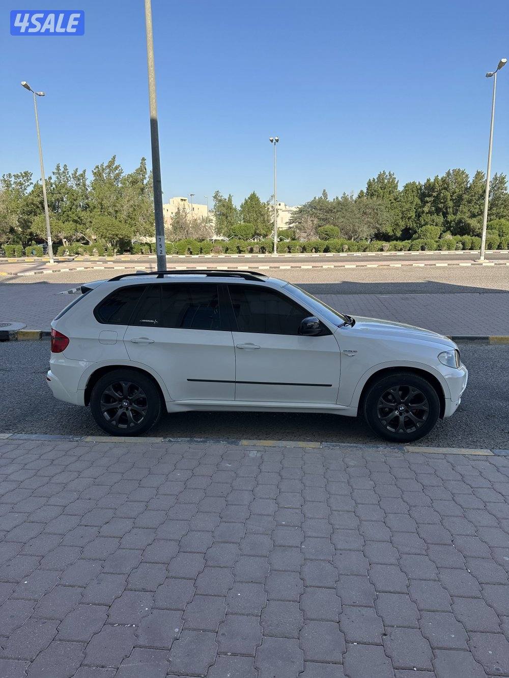 للبيع BMW X5 - شرط الفحص4