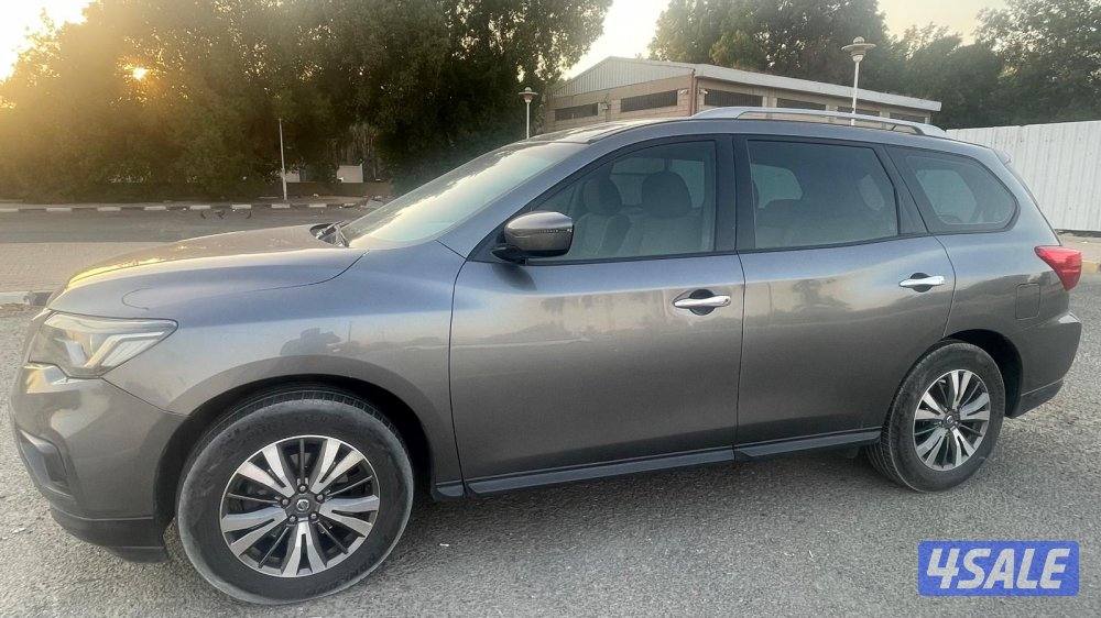 Agency-Serviced Pathfinder, New Tires, Upgrades, Excellent Condition2