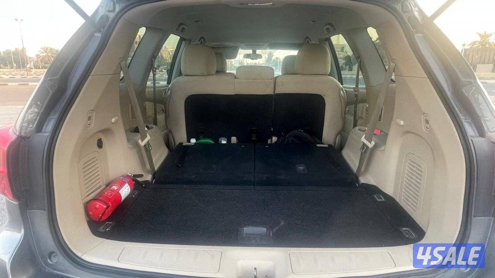 Agency-Serviced Pathfinder, New Tires, Upgrades, Excellent Condition5