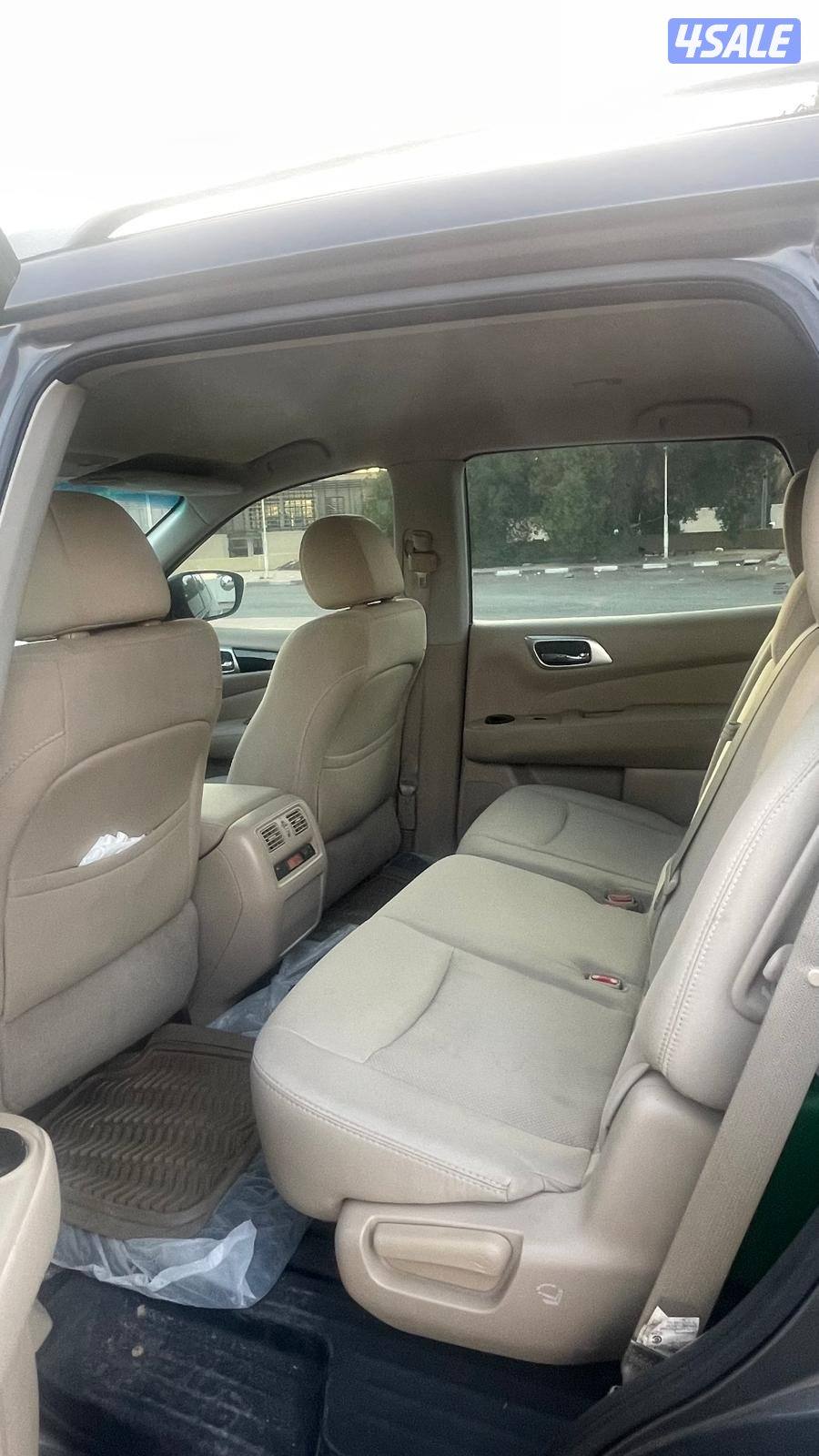 Agency-Serviced Pathfinder, New Tires, Upgrades, Excellent Condition6