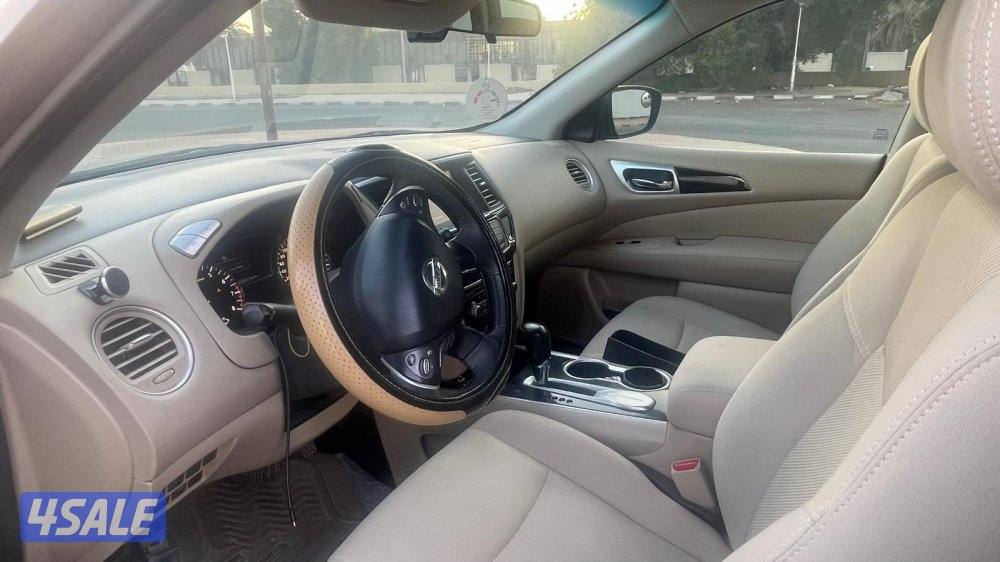 Agency-Serviced Pathfinder, New Tires, Upgrades, Excellent Condition7