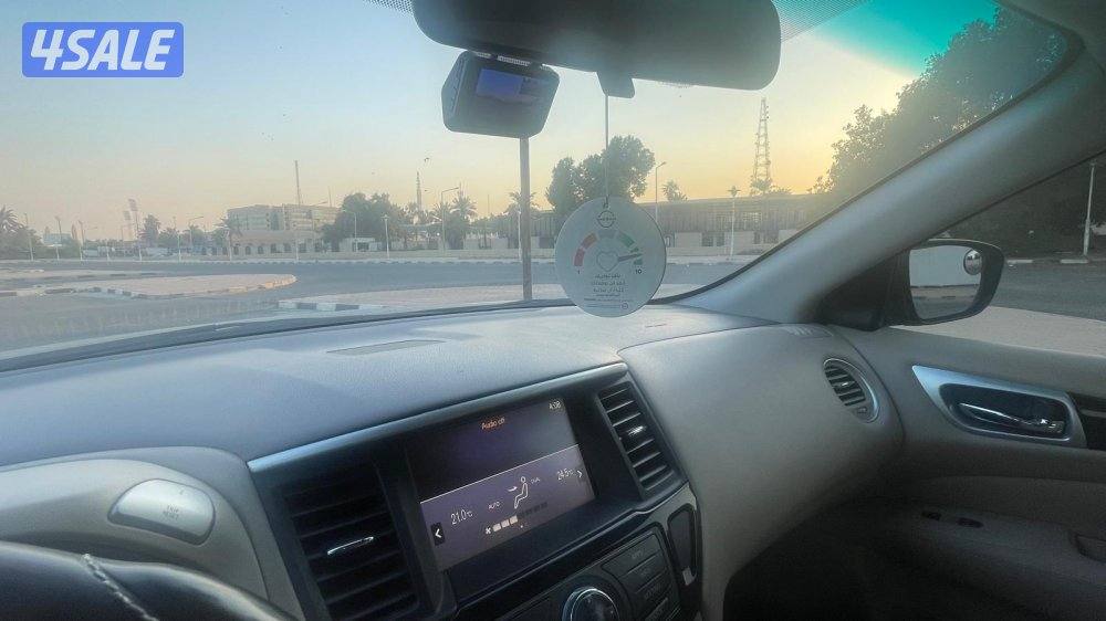 Agency-Serviced Pathfinder, New Tires, Upgrades, Excellent Condition11