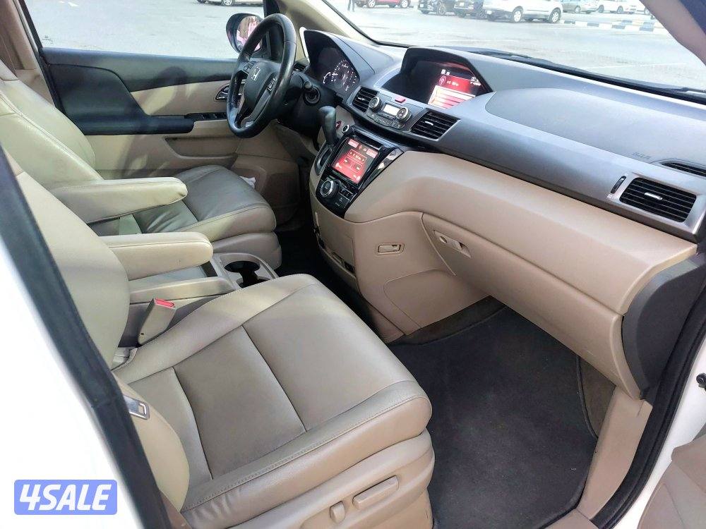 2015 هوندا اوديسي أعلى مواصفات بحالة ممتازة2