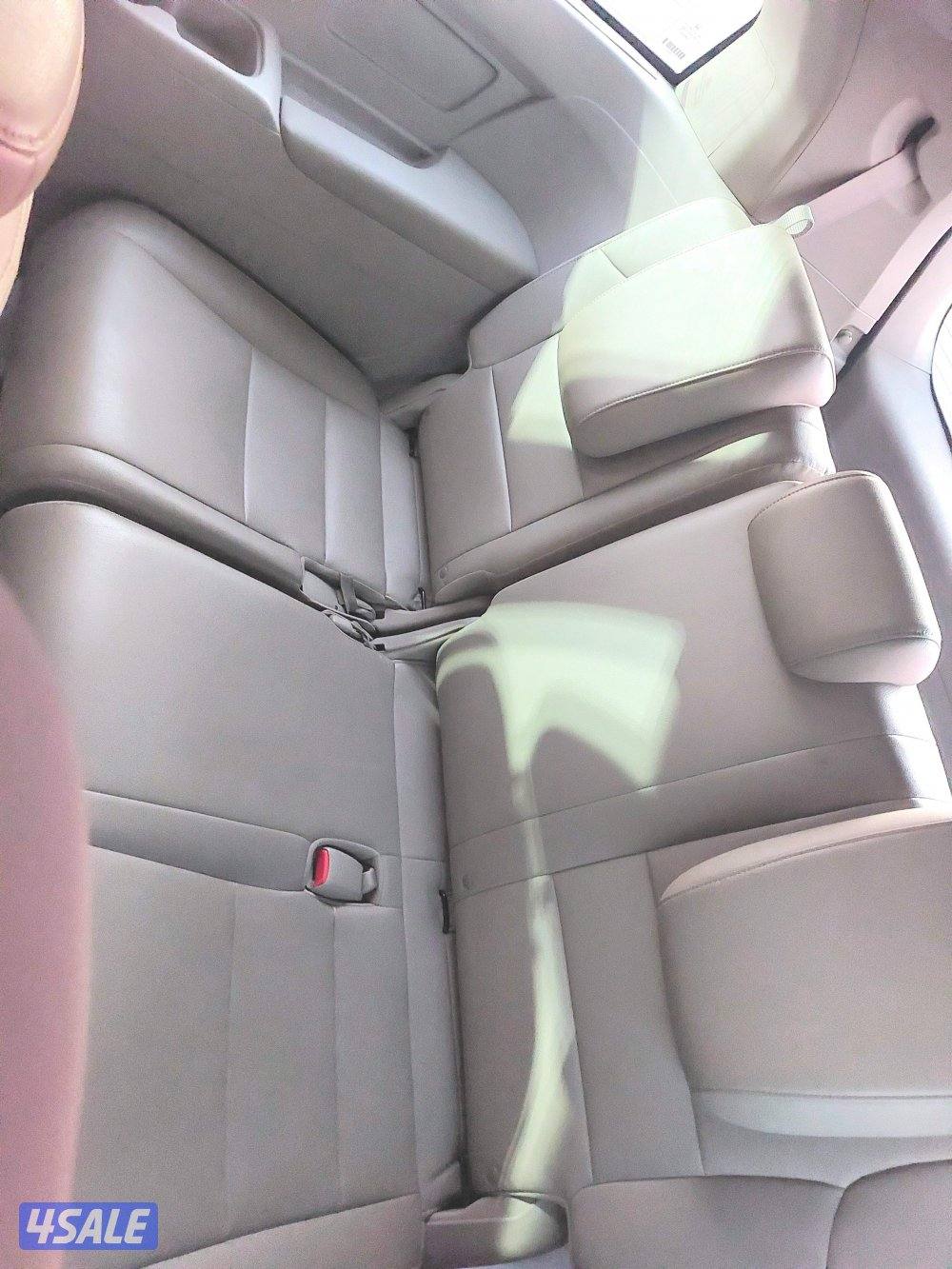 2015 هوندا اوديسي أعلى مواصفات بحالة ممتازة8