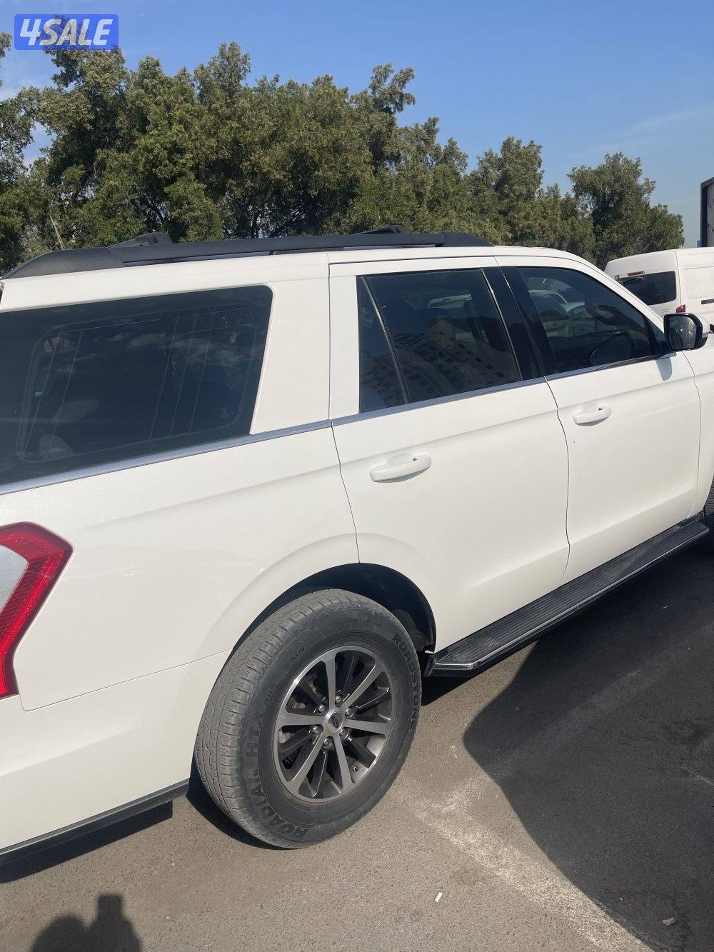 للبيع فورد اكسبدشن موديل 2020 بحالة نظيفة جدااااا7