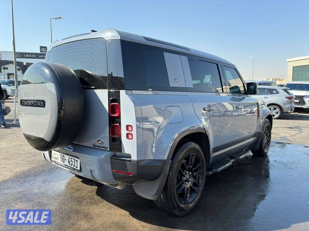 لاند روفر ديفندر 110-V63