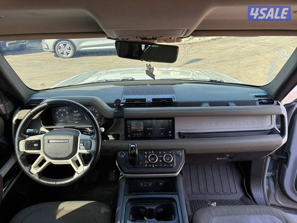 لاند روفر ديفندر 110-V66