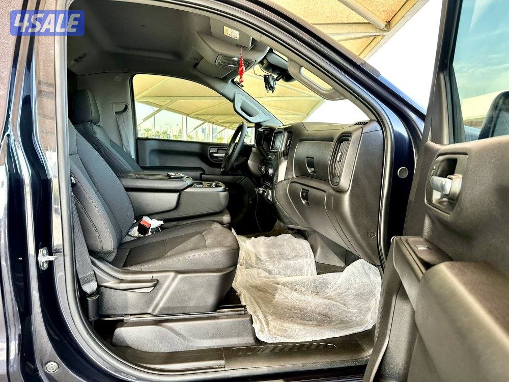 وانيت شيفروليه سلفرادو - الموديل:2024 - العداد:178