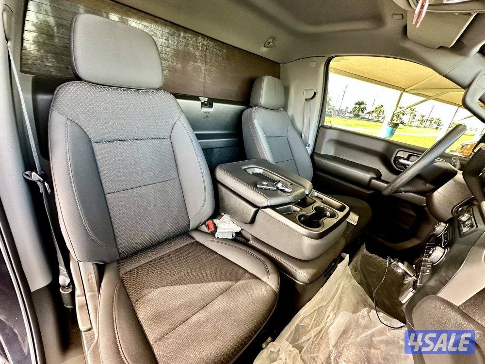 وانيت شيفروليه سلفرادو - الموديل:2024 - العداد:179