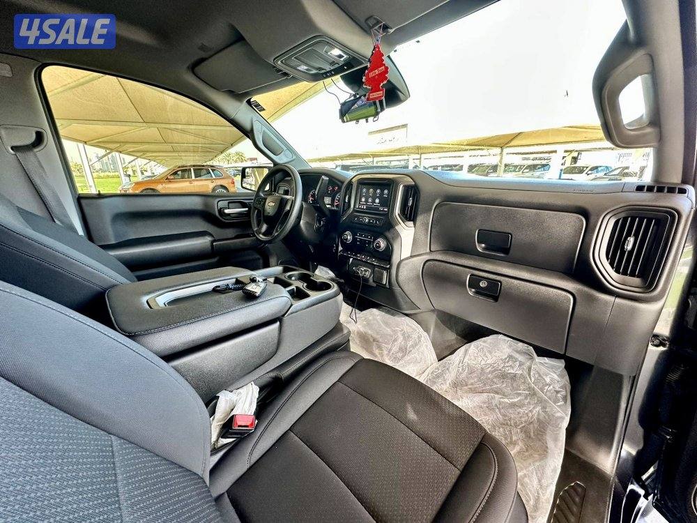 وانيت شيفروليه سلفرادو - الموديل:2024 - العداد:1711