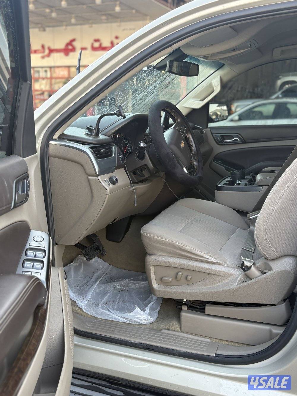 للبيع تاهو lS شرط الفحص مكينه قير شاصي صبغ وكاله قابل للمساومه للصامل3