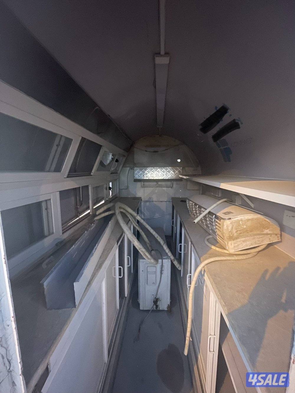 للبيع فود تراك قلص تجهيز وتمديدات كهرباء  كامله1