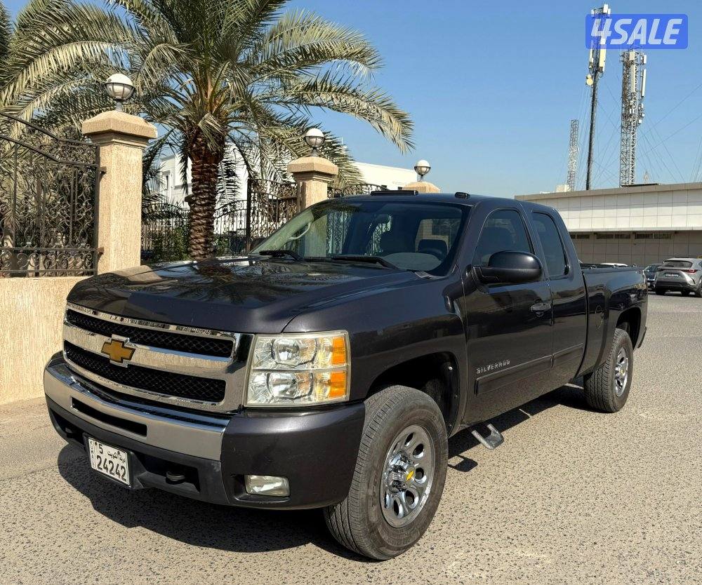 بحالة الوكالة سلفرادو 2011 LT غمارة ونص فحص ماكينة قير شاسي بدي قطعة2