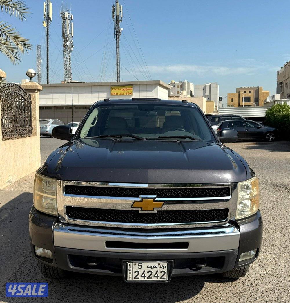 بحالة الوكالة سلفرادو 2011 LT غمارة ونص فحص ماكينة قير شاسي بدي قطعة1