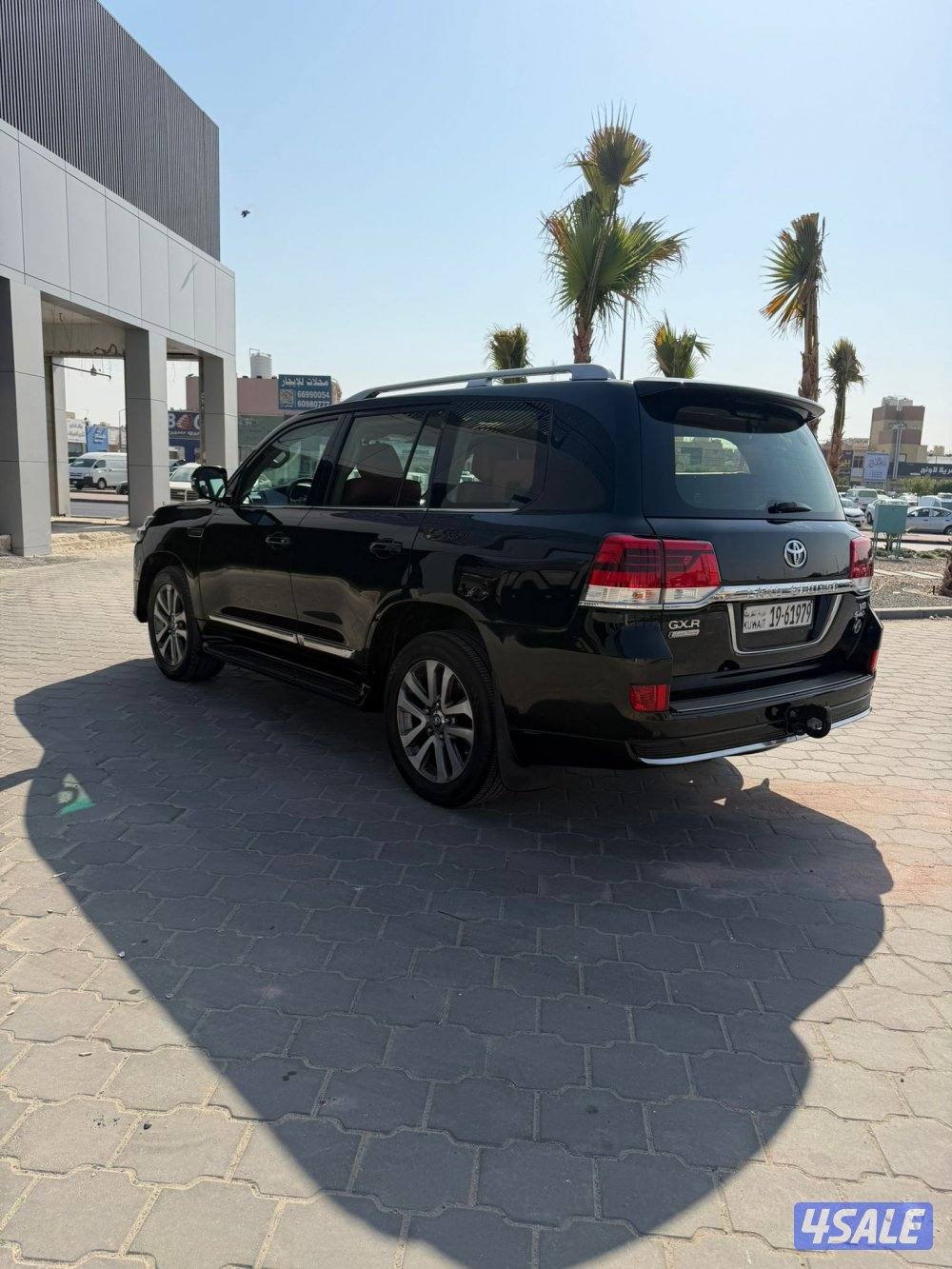 للبيع لاندكروزر 20211