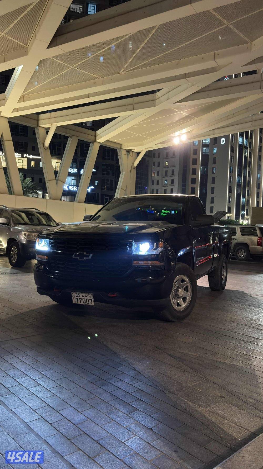 (موجودة)سلفرادو ٢٠١٨ فحصه موجود ماشي ٢٠٨٠٠٠7