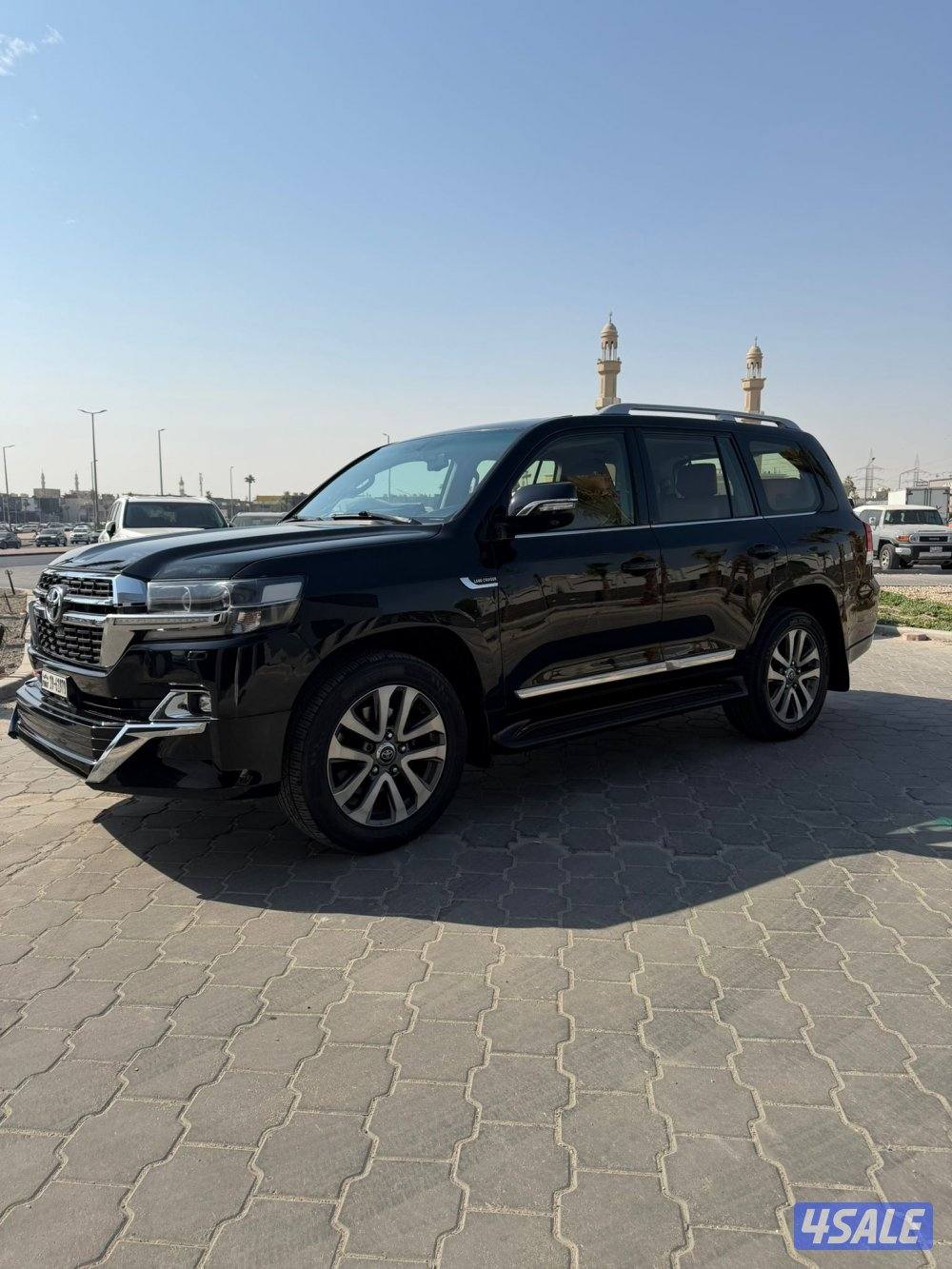 للبيع لاندكروزر 202114