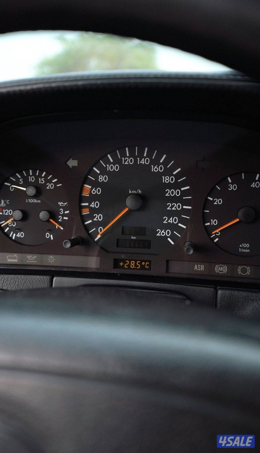 شبح مخزن موديل 1995 بحاله الوكاله S 500 L8