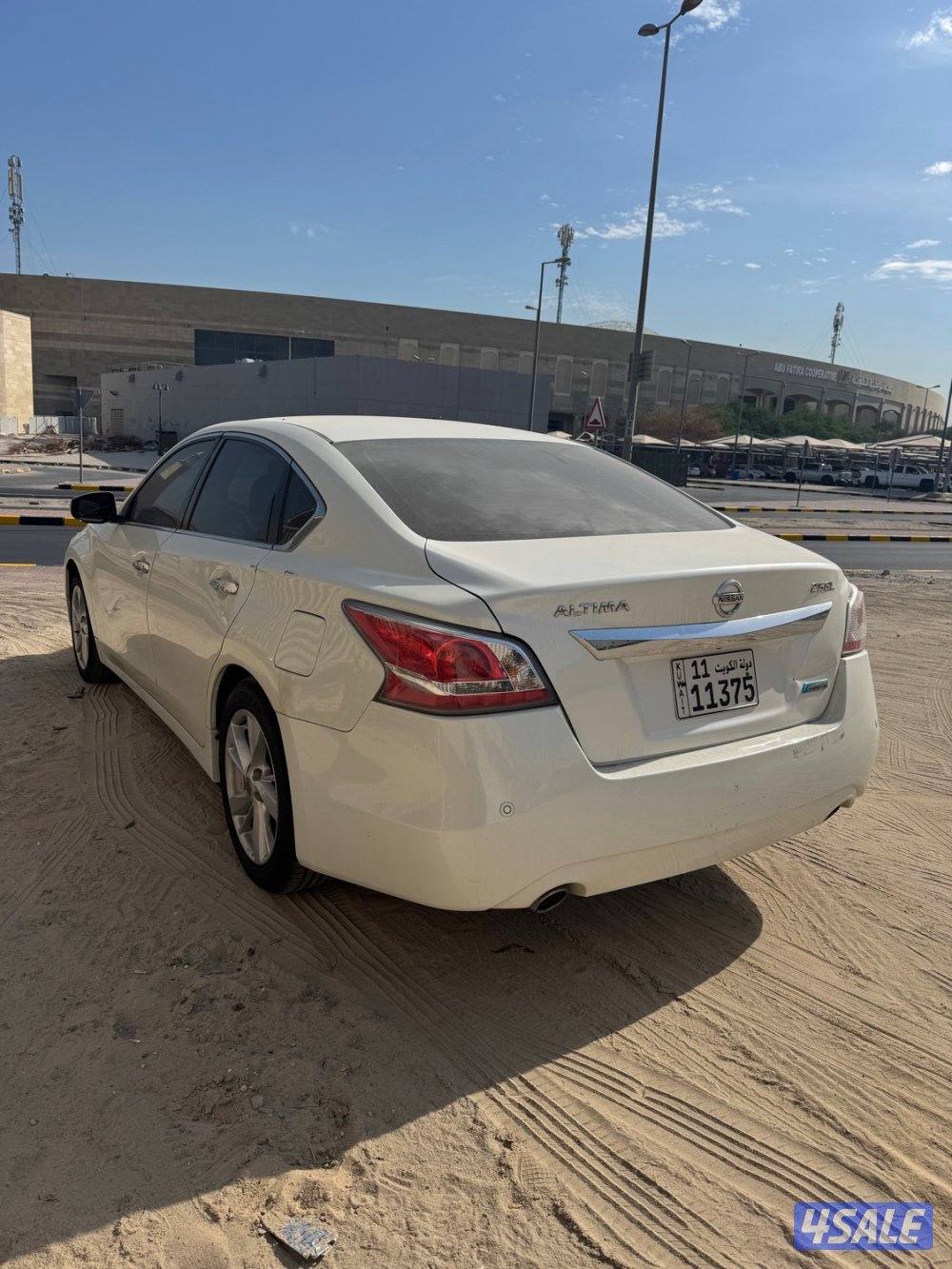 التيما للبيع. التواصل وتساب فقط1