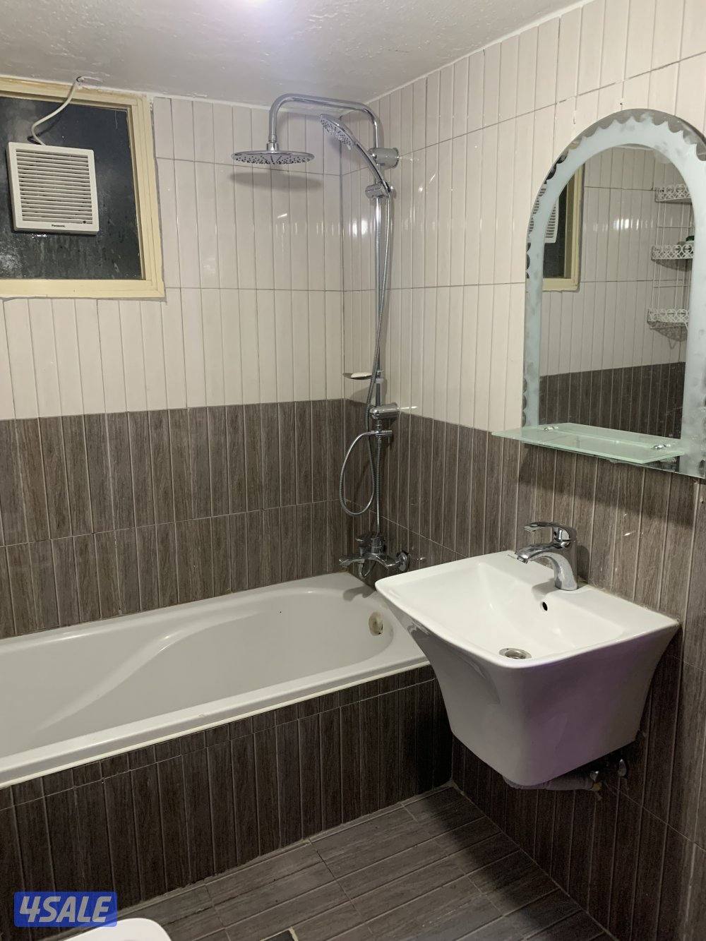 شقق للايجار خلو وفاضي غرفة وصالة ومطبخ وحمام تشطيب سوبر لوكس3