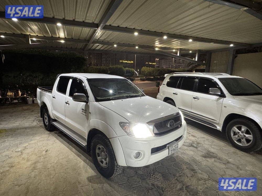 عربيه نظيفة جدا ممشي 4949