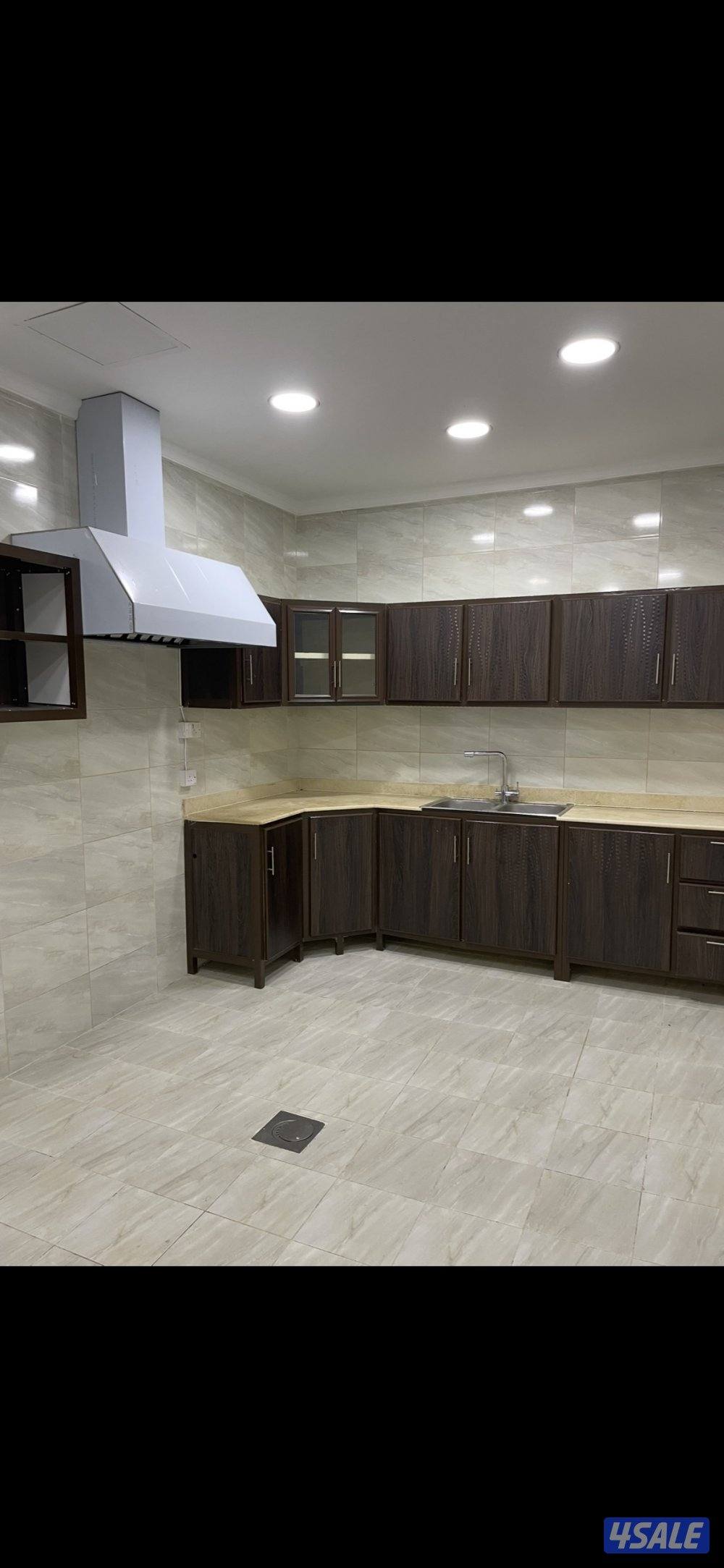 حطين شقه سرداب فيها بلكونه 2 موقف  يمنع الوسطاء3