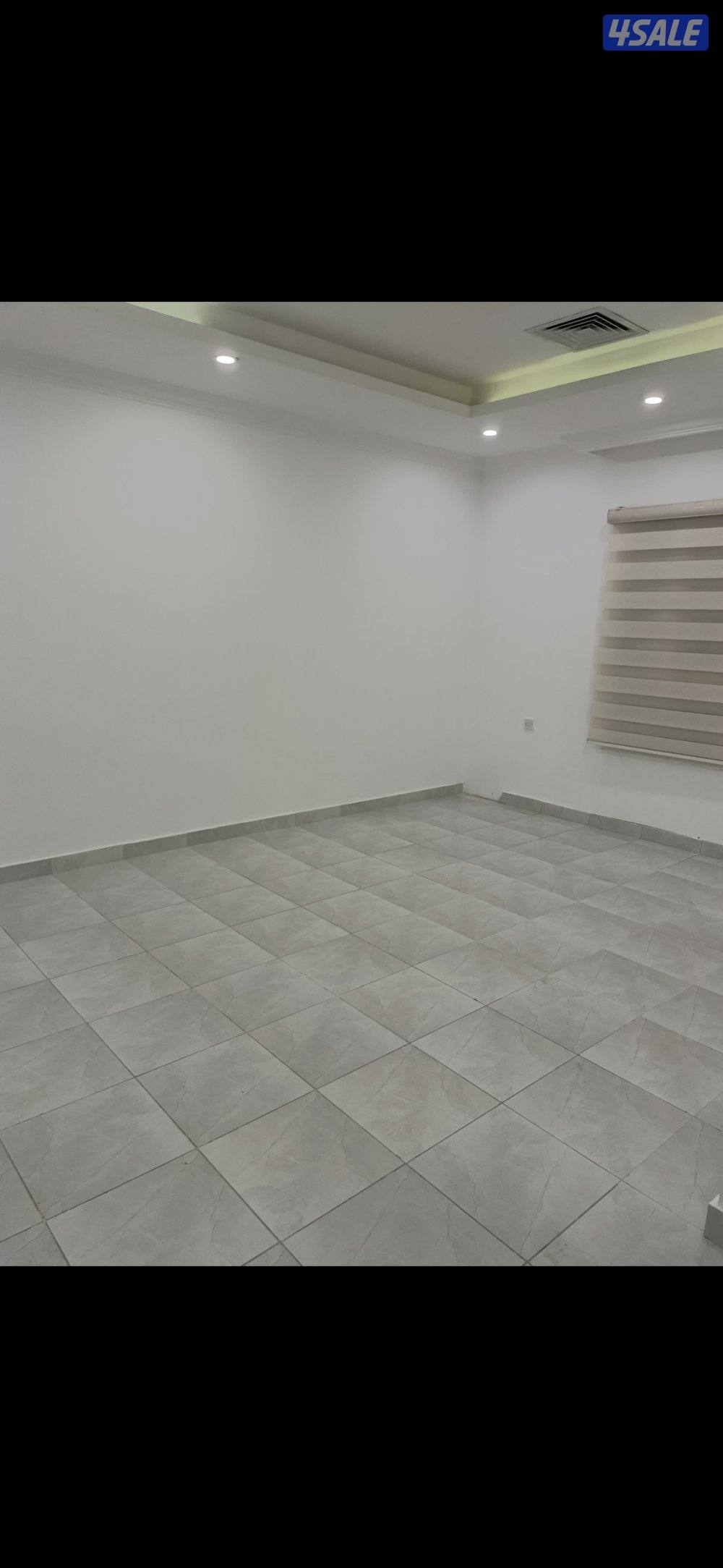 حطين شقه سرداب فيها بلكونه 2 موقف  يمنع الوسطاء4