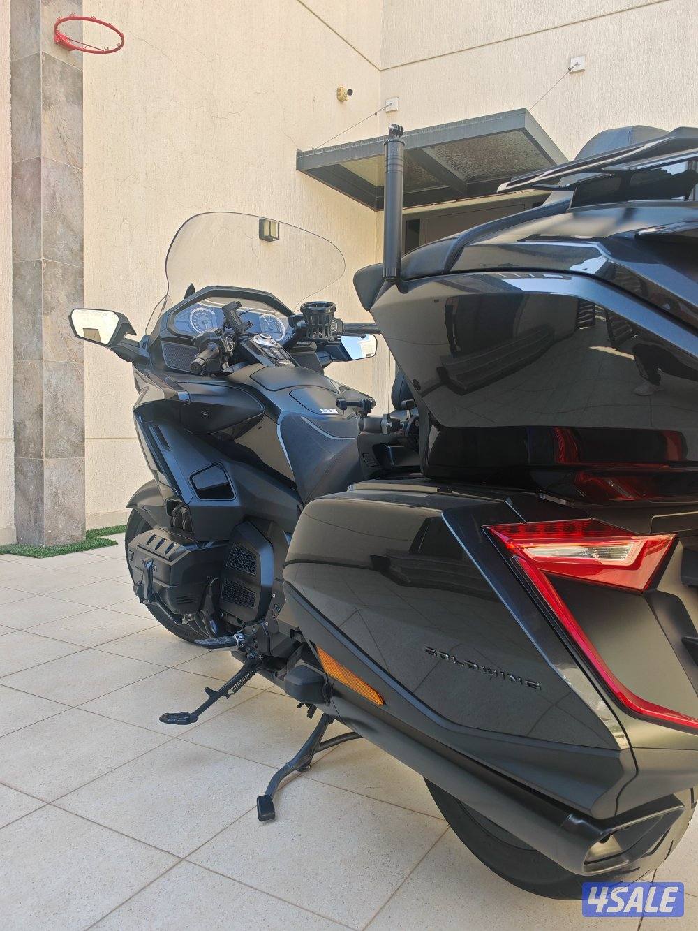 للبيع هوندا قولد وينق1