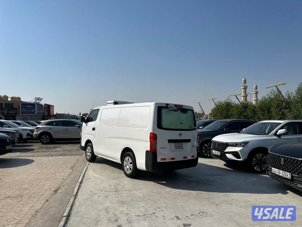 للبيع ثلاجه مقفل نيسان موديل 20223