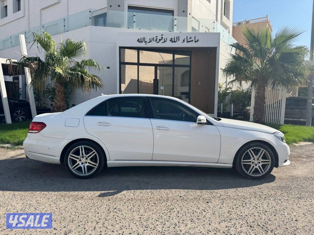مرسيدس E200 كامل المواصفات بحالة ممتازه 📍📍7