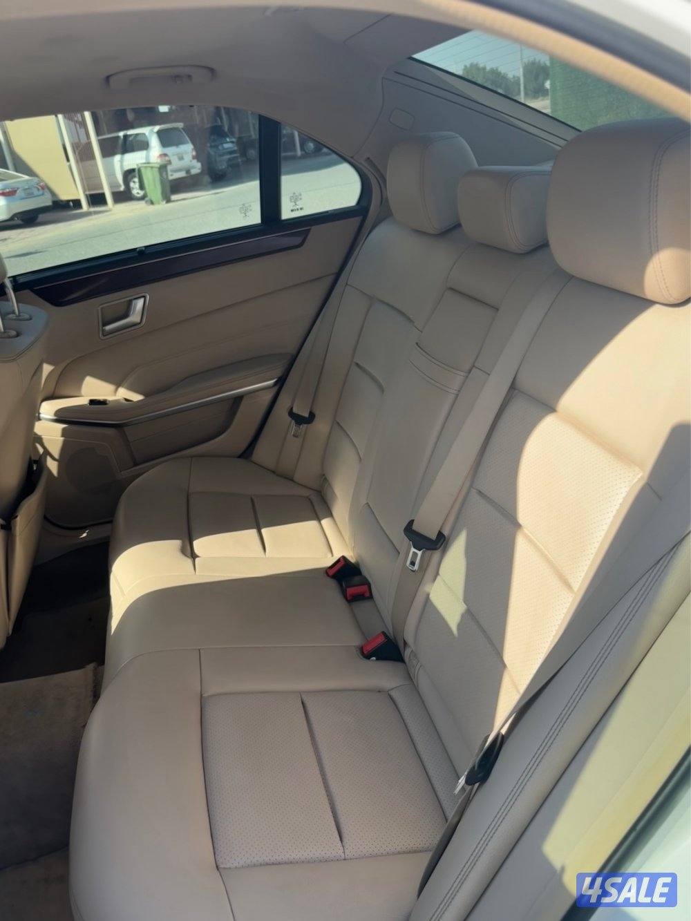 مرسيدس E200 كامل المواصفات بحالة ممتازه 📍📍11