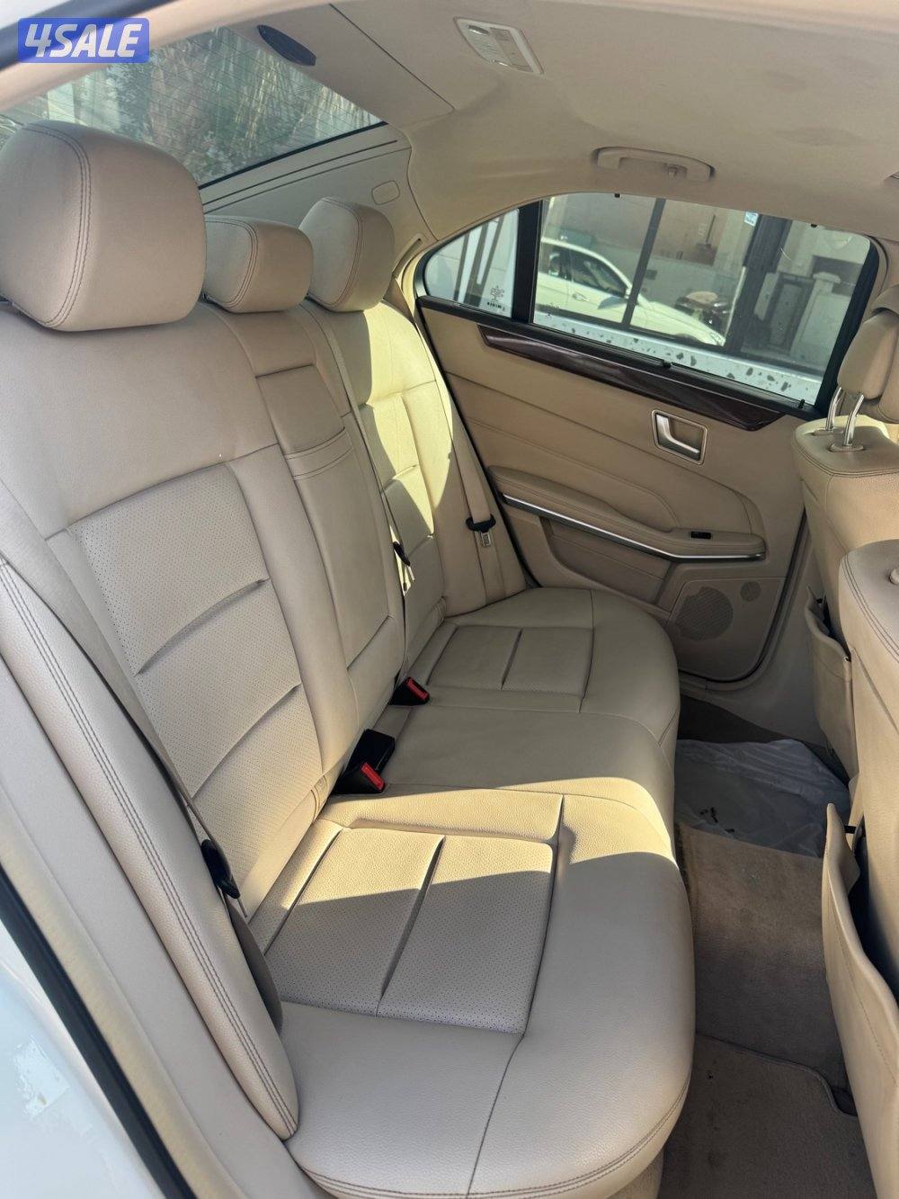 مرسيدس E200 كامل المواصفات بحالة ممتازه 📍📍10