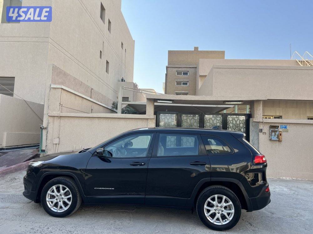 للبيع شيروكي 2016 صبغ الوكالة4