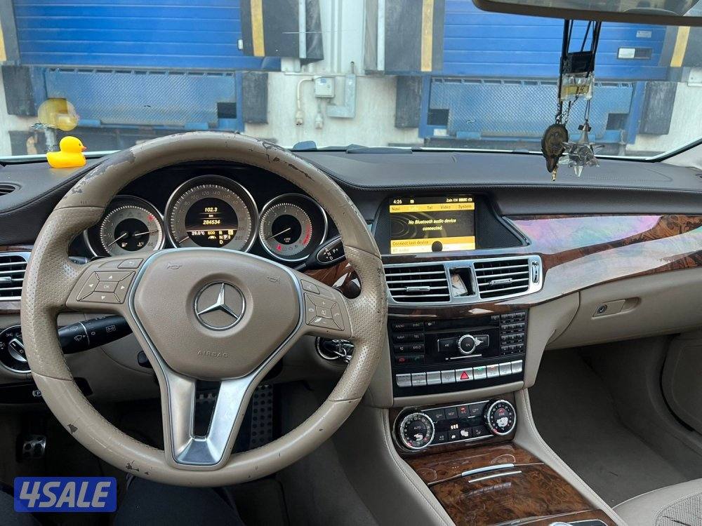 للبيع مرسيدس CLS500 موديل 20127