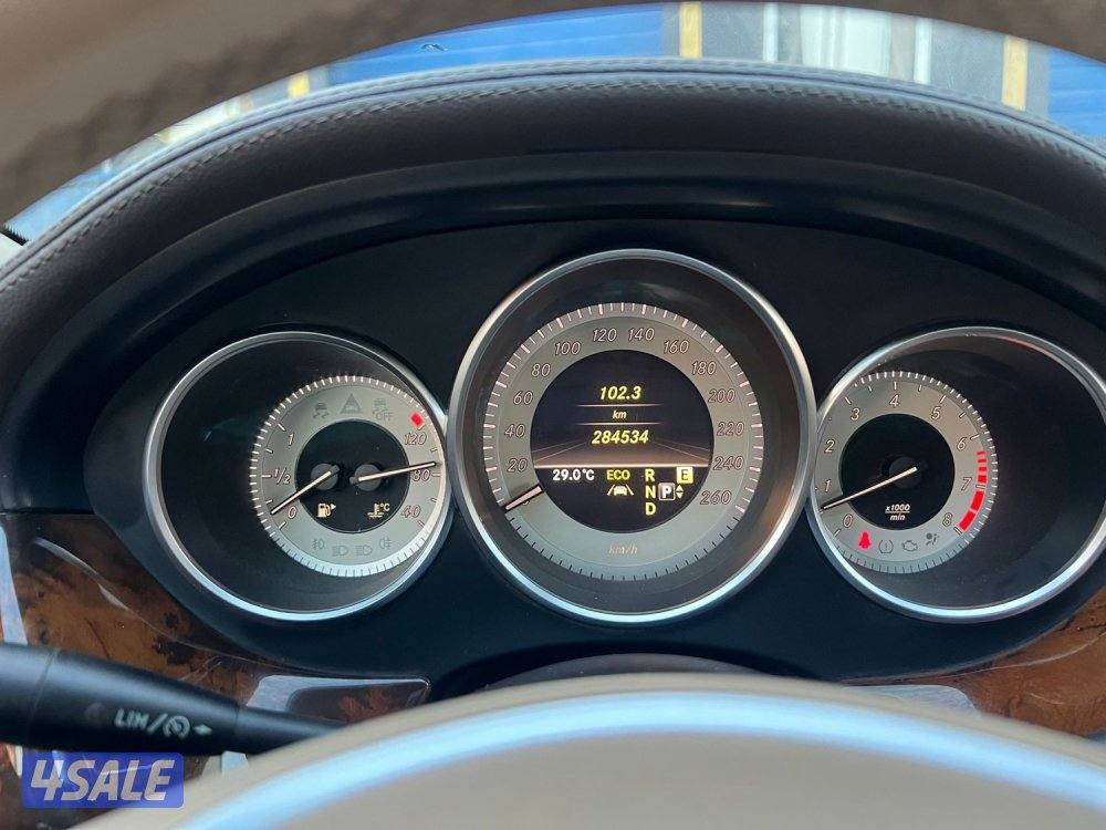 للبيع مرسيدس CLS500 موديل 20126