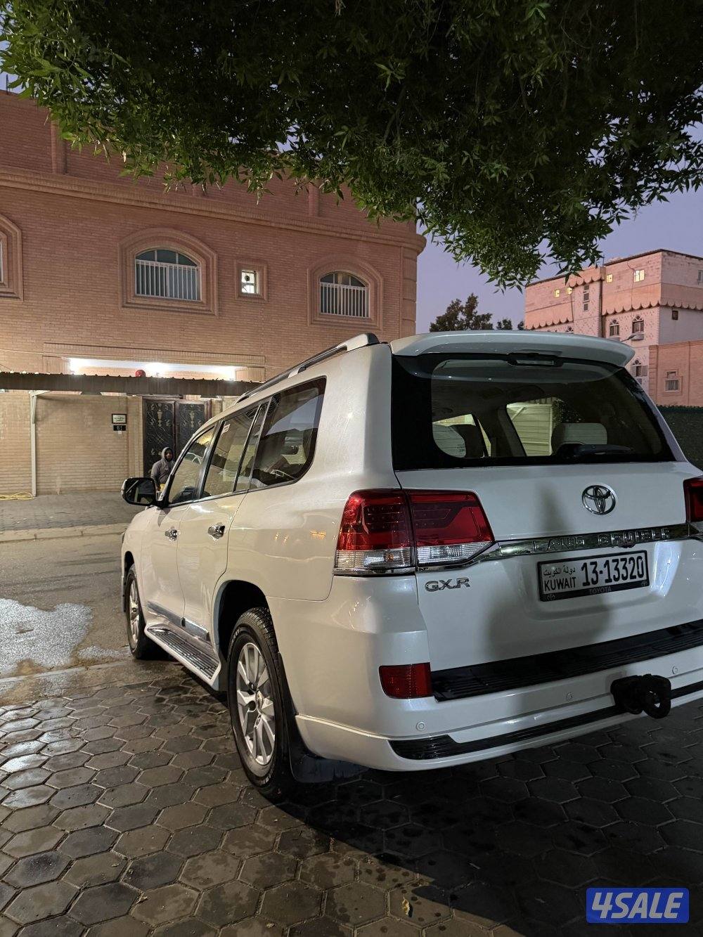 لاندر كروزر 20161