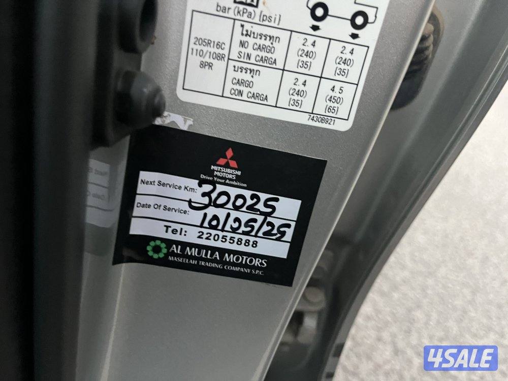 وانيت دبل ميتسوبيشي 2022عداد 26 سيرفس منتظم ( بنزين)صبغ الوكالة6