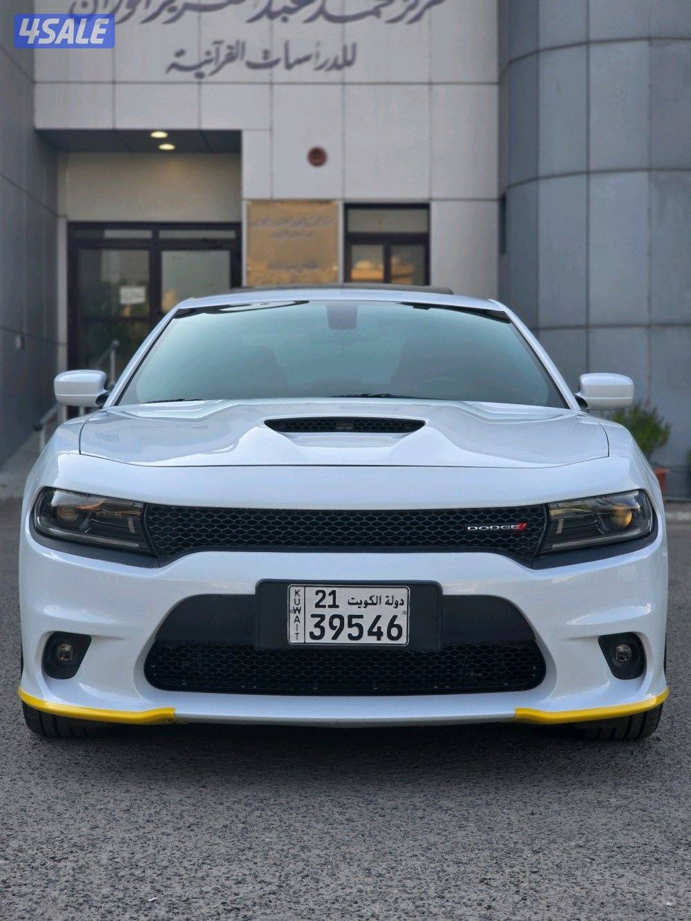 تشارجر GT موديل 2022 عداد 40 ألف بحالة ممتازة1