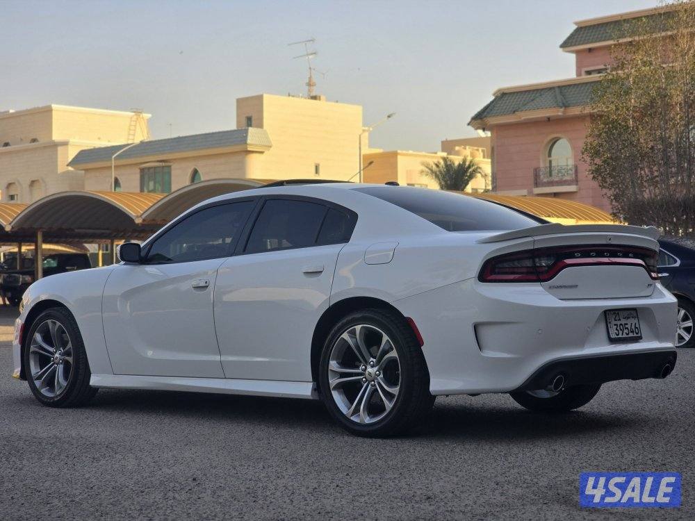 تشارجر GT موديل 2022 عداد 40 ألف بحالة ممتازة6