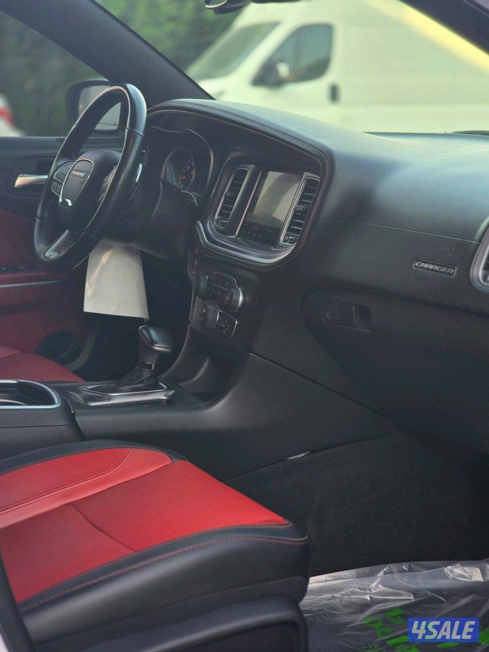 تشارجر GT موديل 2022 عداد 40 ألف بحالة ممتازة10