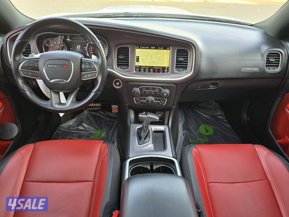 تشارجر GT موديل 2022 عداد 40 ألف بحالة ممتازة13