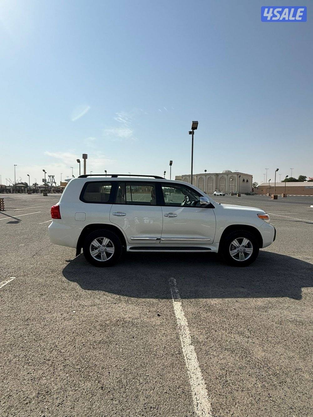 لاند كروز 2014 الساير بحاله الوكاله عداد 225 الف0