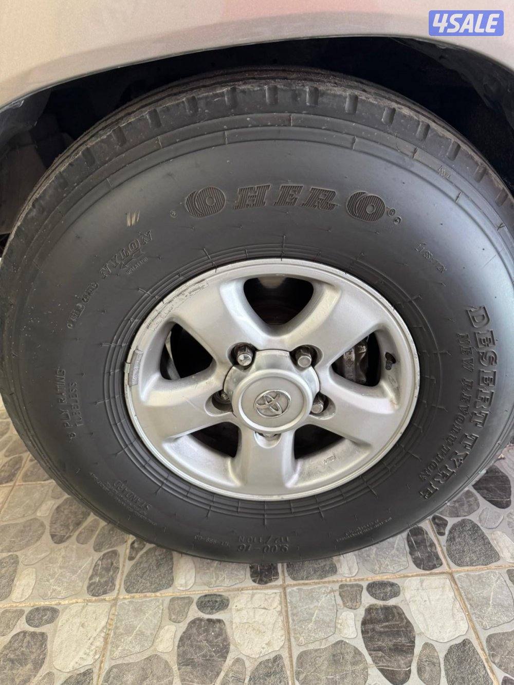 للبيع بوالين ٤ ماركة هيرو اثنين نظاف واثنين شوي0