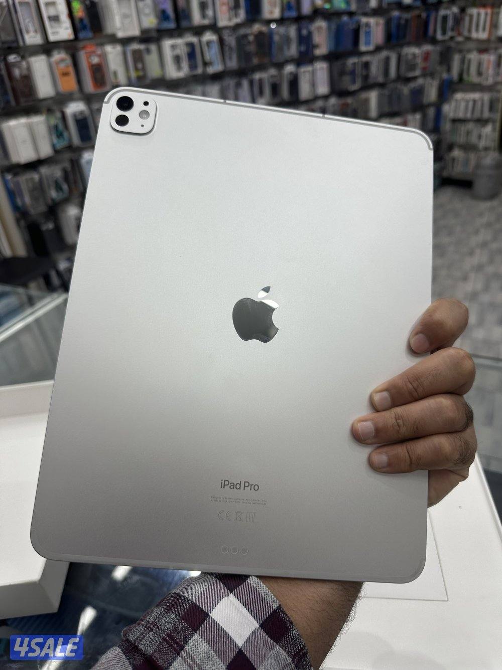 Ipad pro m4 256 gb wifi plus cellular3