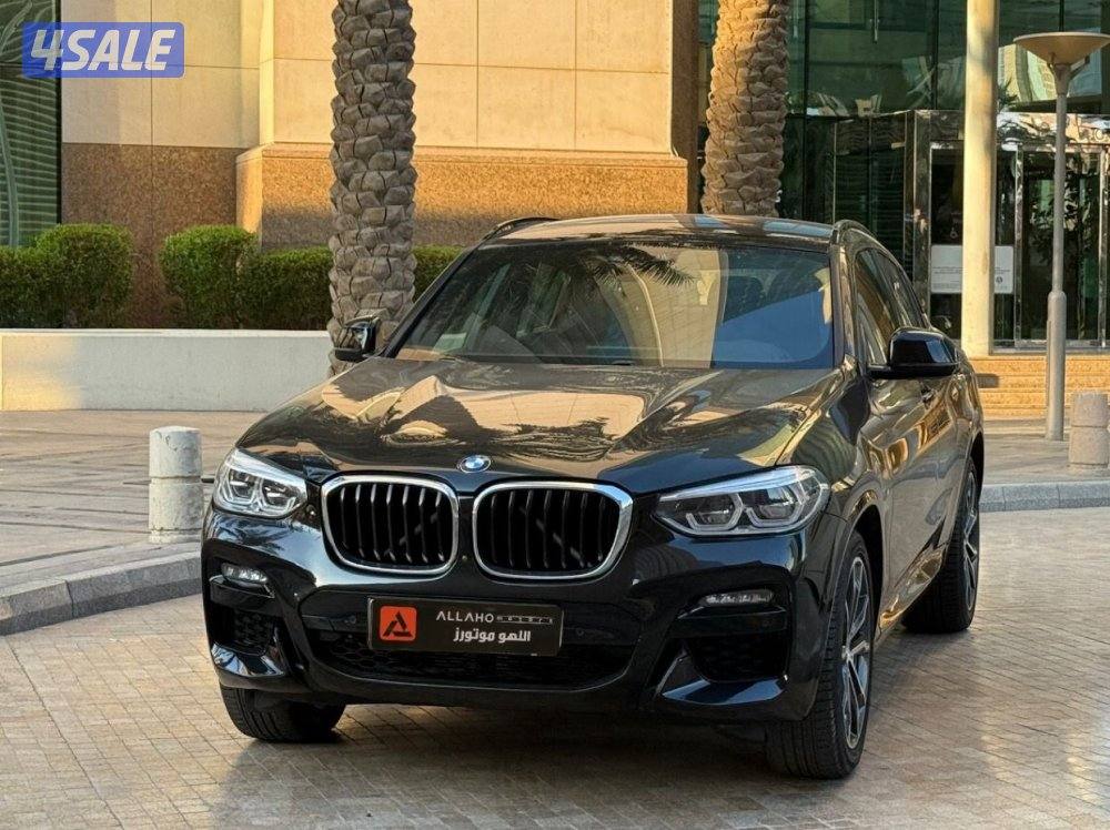 بي ام دبليوX4 موديل2021 عداد80الف وارد الغانم تحت الكفاله ،سيرفس منتظم1